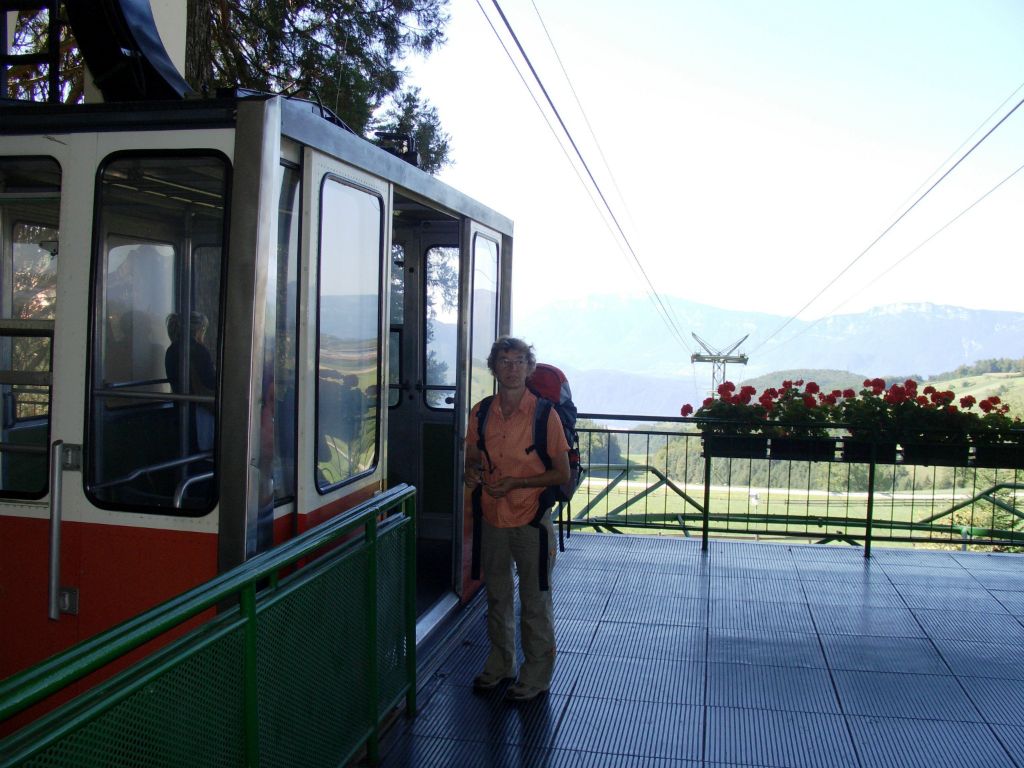 Mit der Seilbahn noch Bozen