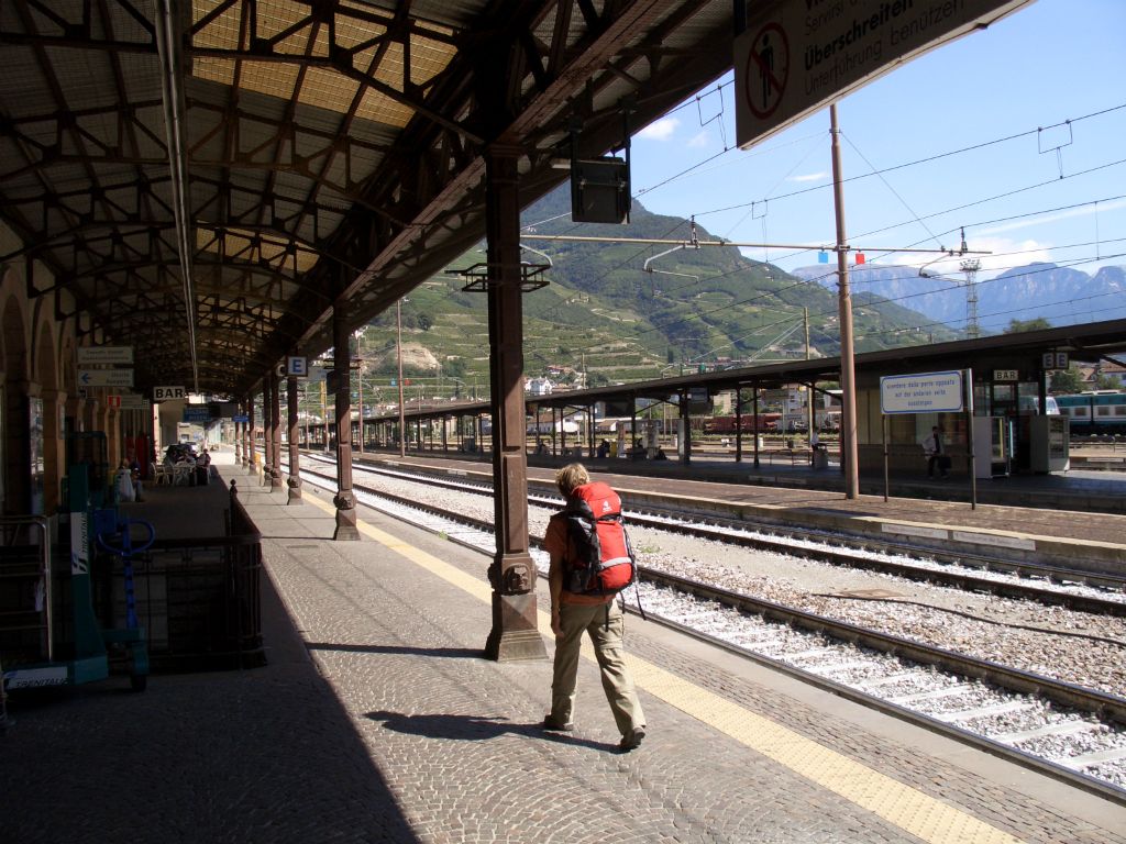 Von Bozen mit dem Zug zurück nach Franzenfeste