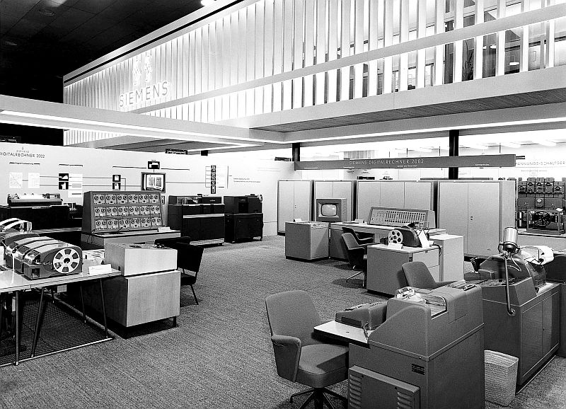 DV 2002 Erster Universalrechner 1959
